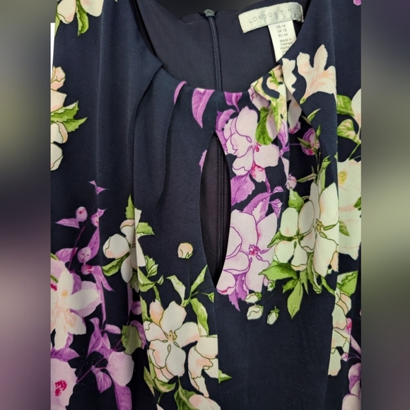 London Times Empire Waist Fit & Flare Midi Dress Size 14 Navy Floral (EUC) - Picture 8 of 14